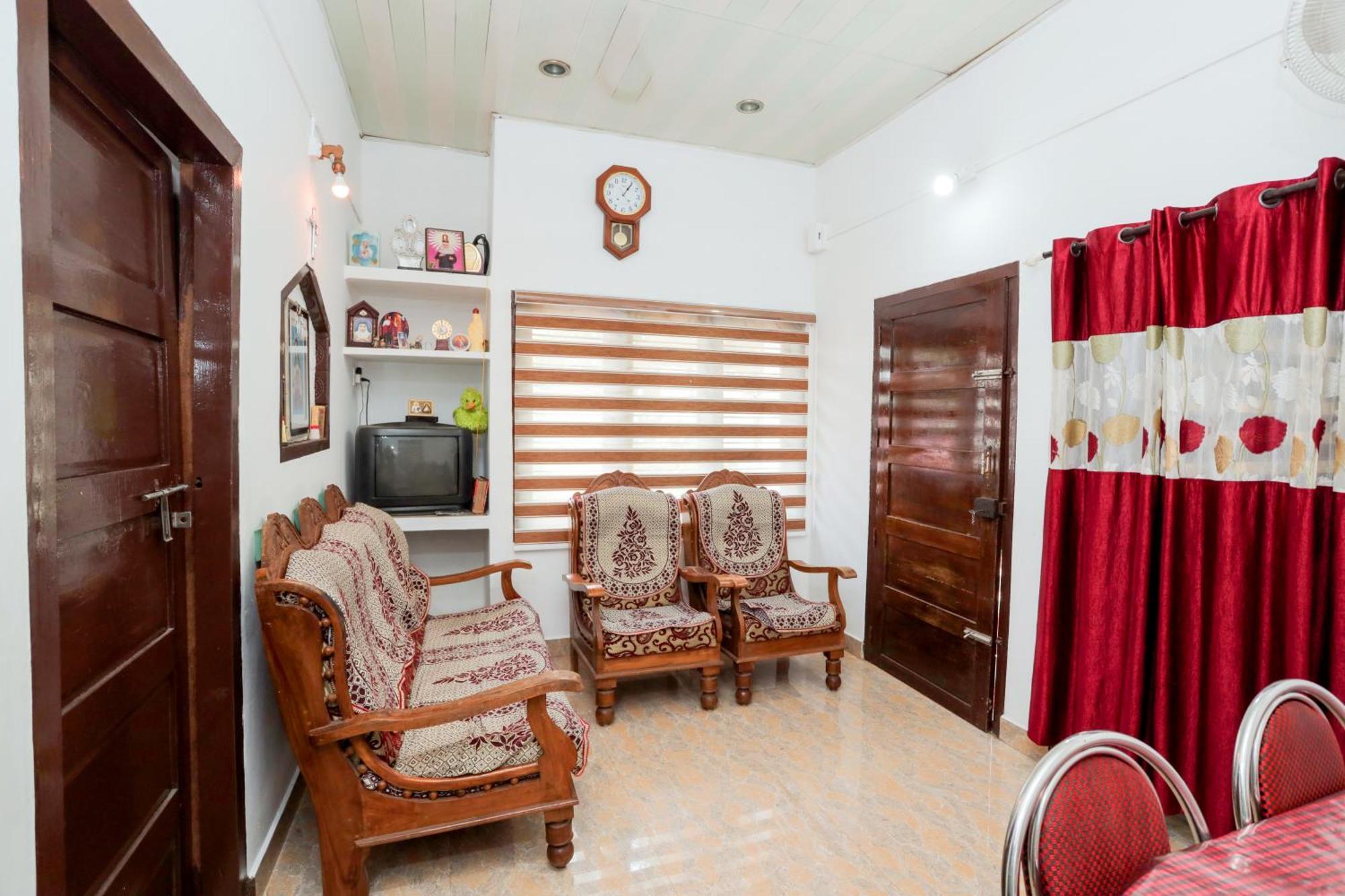 Koonamparayil Home Stay Munnar Anaviratty-Family Only Exterior foto